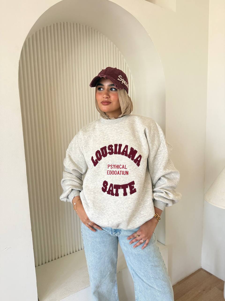 Embroidery sweatshirt